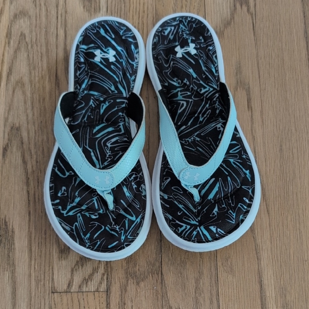 Under Armour Women's s Flip Flops - Black and Aqua